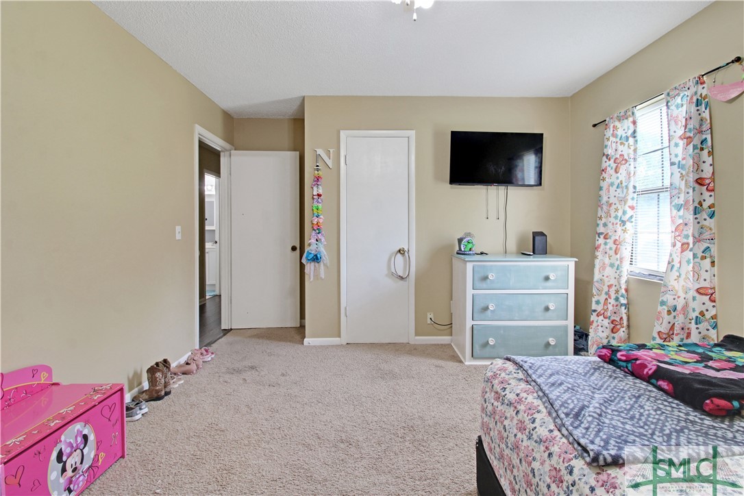 606 Thornwood Way