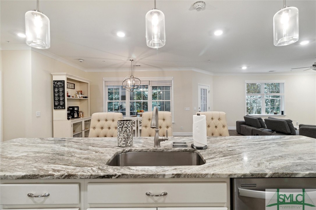 1204 Woodside Ridge