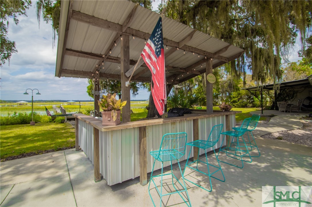 154 River Drive