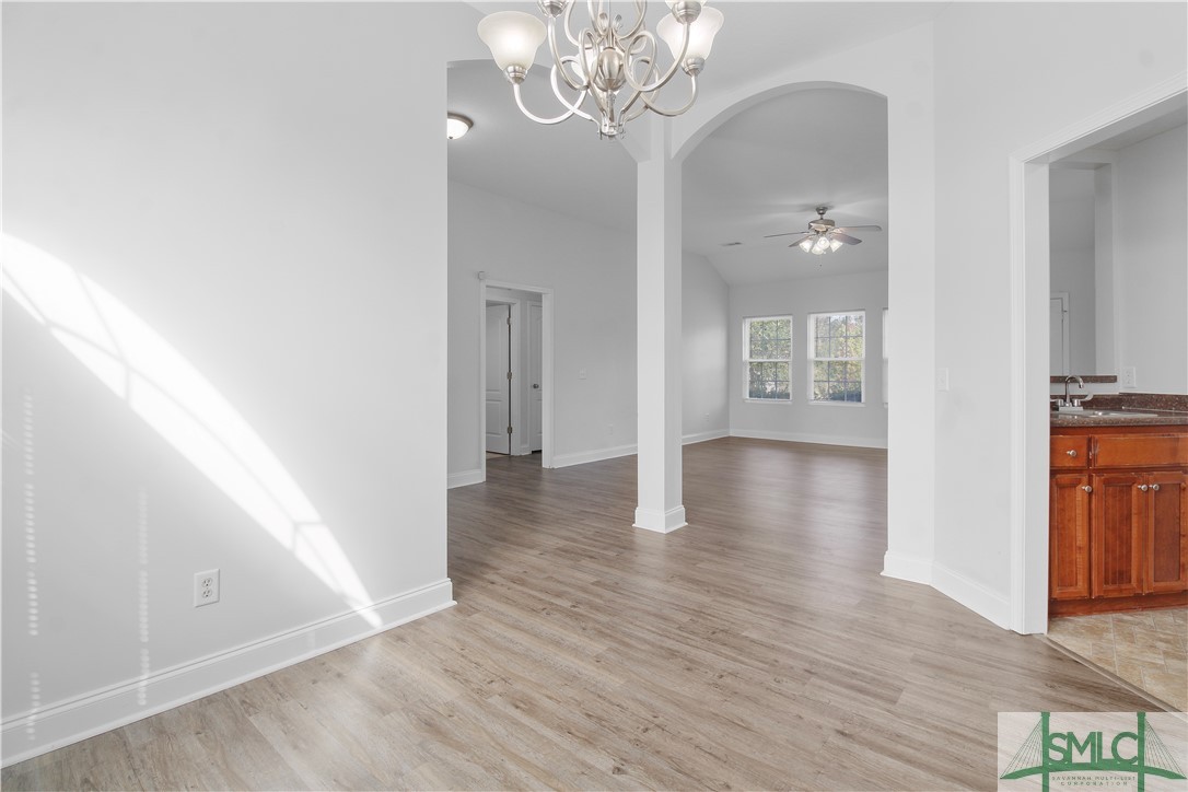 128 White Oak Road NE