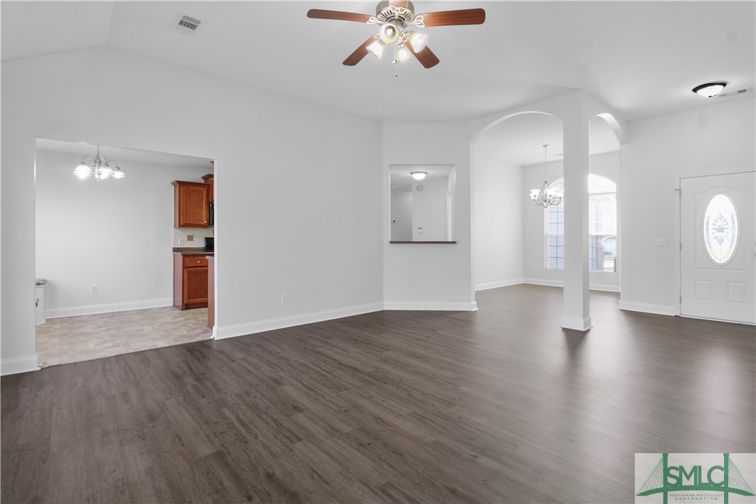 128 White Oak Road NE
