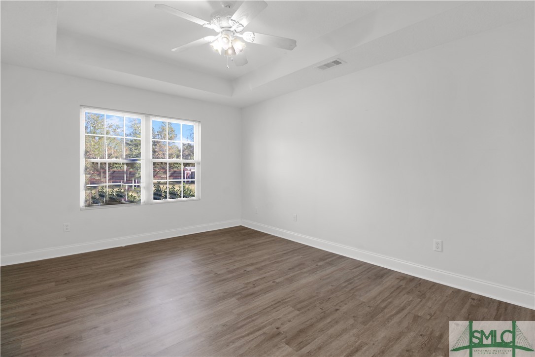 128 White Oak Road NE