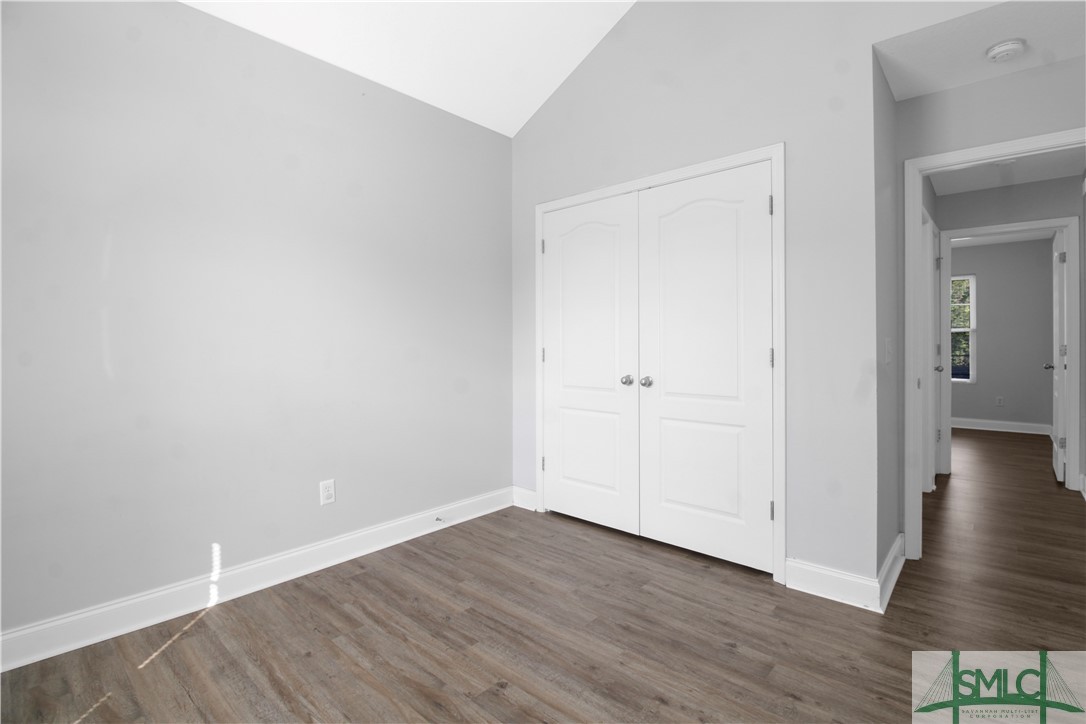 128 White Oak Road NE