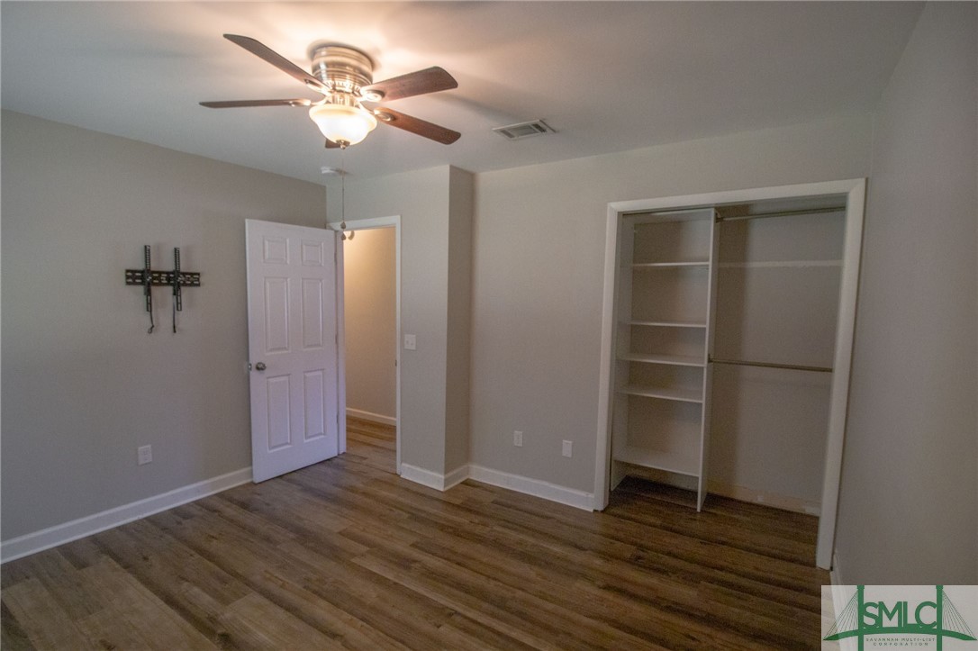 717 Little John Drive