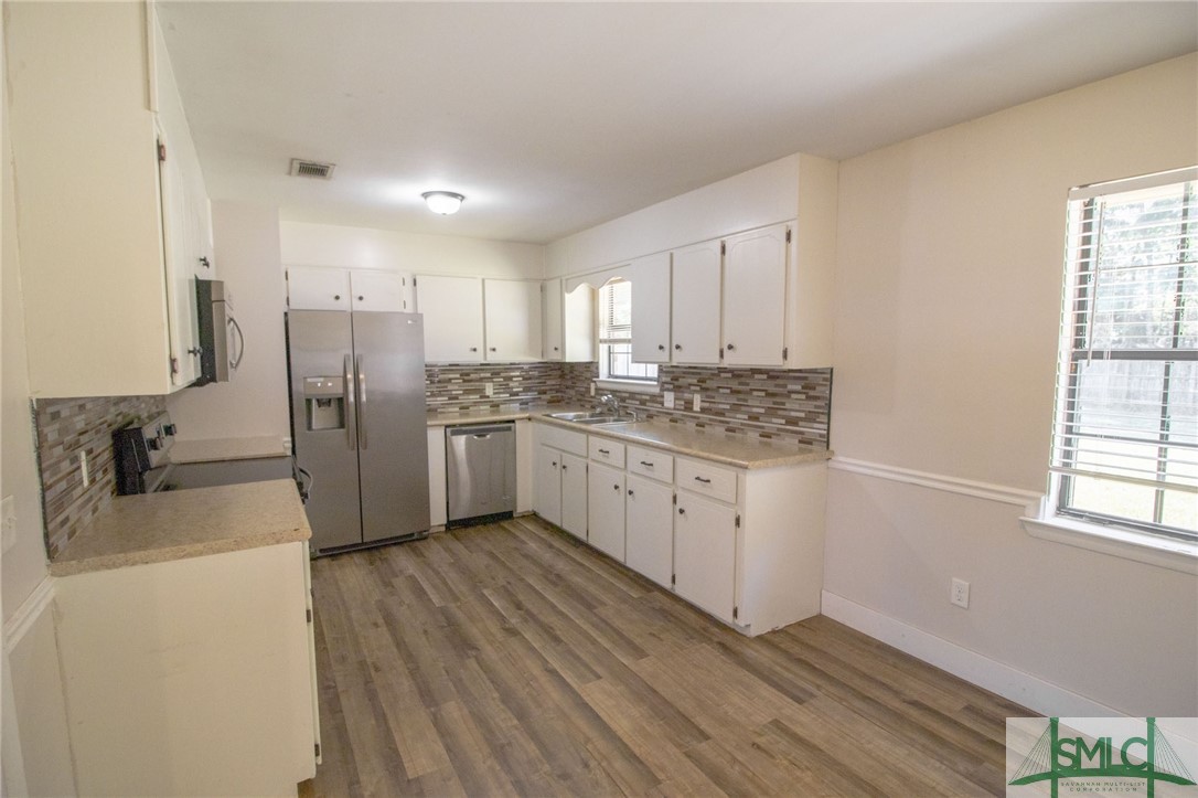 717 Little John Drive