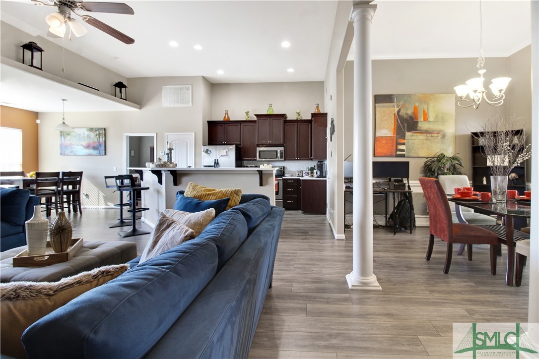 9 Bay Willow Court