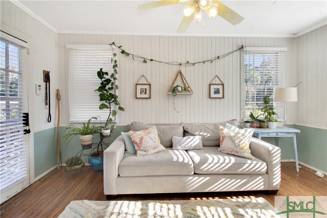 532 E 50th Street