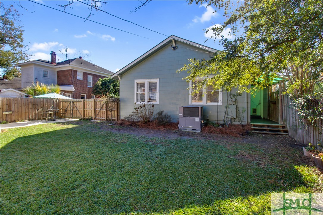 532 E 50th Street