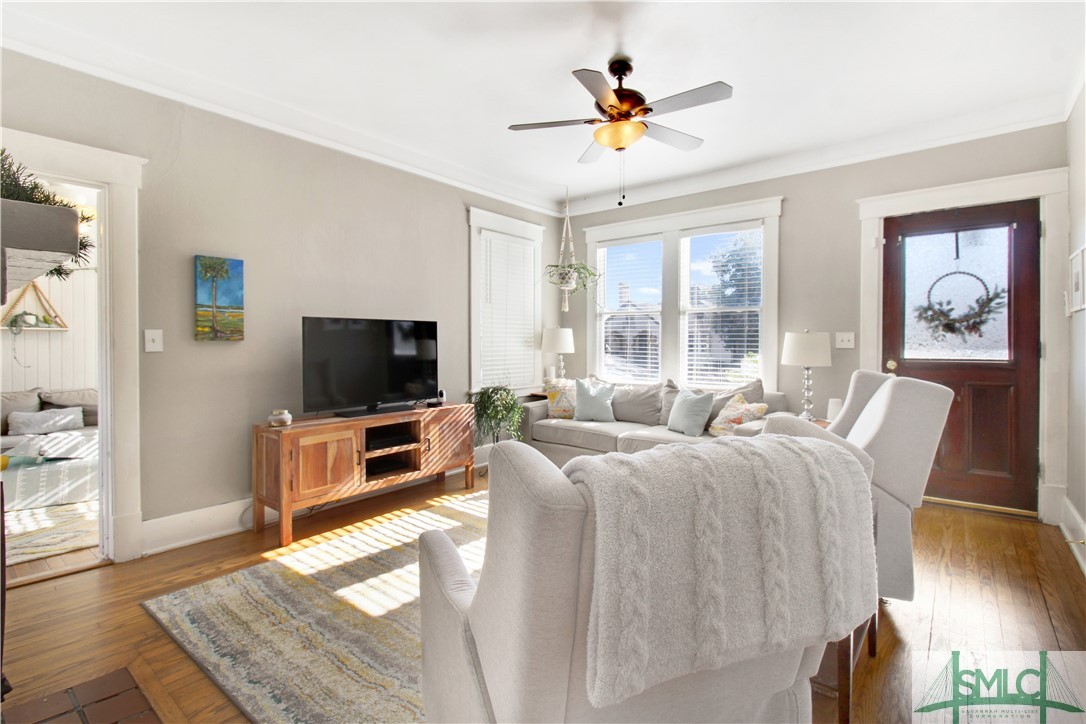532 E 50th Street