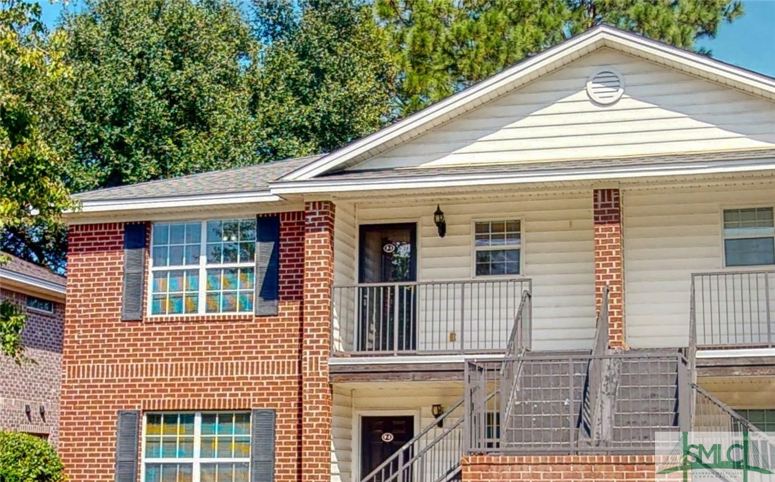 76 Al Henderson Boulevard F1