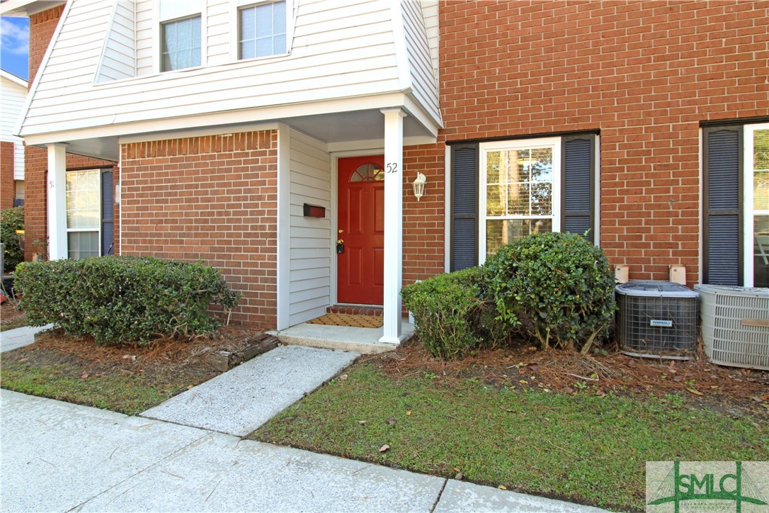52 Knollwood Circle