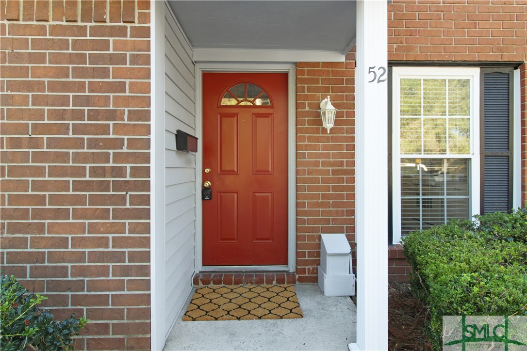 52 Knollwood Circle