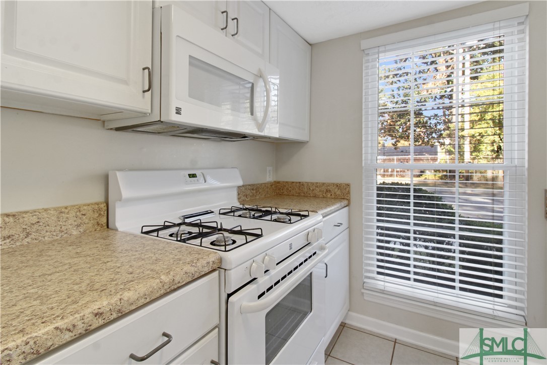 52 Knollwood Circle