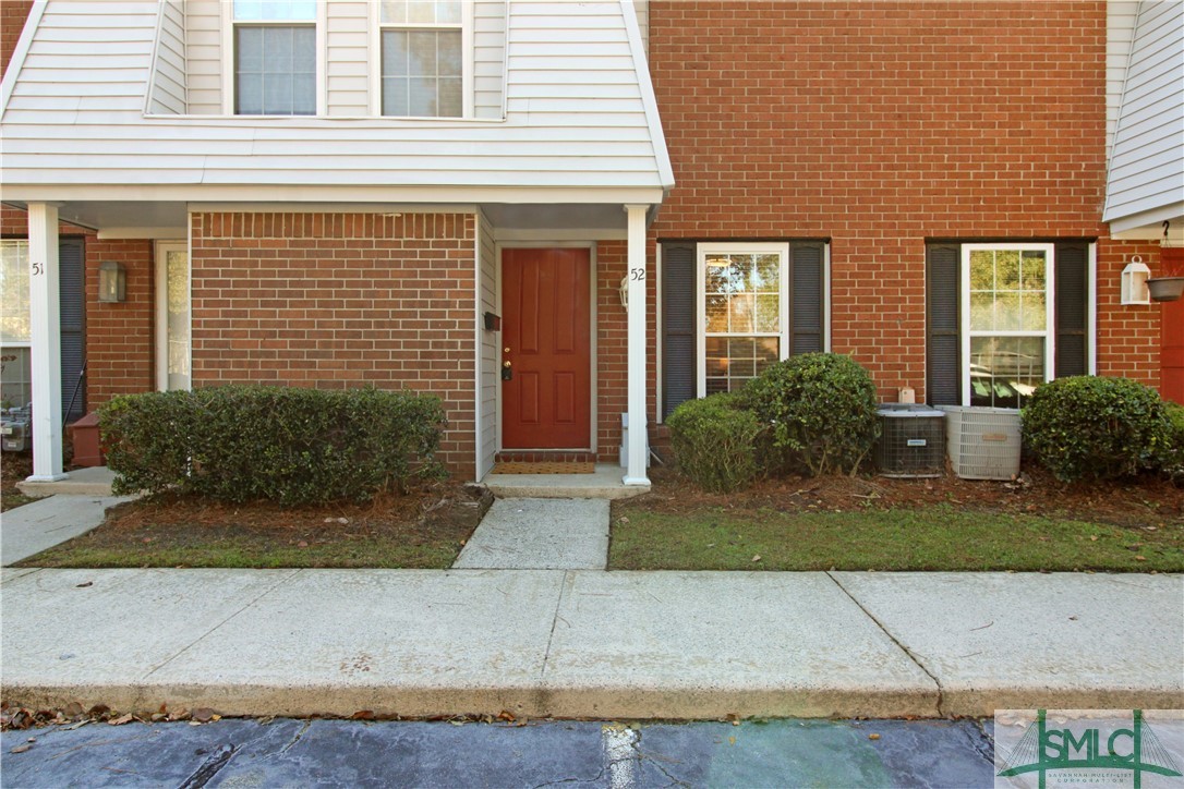 52 Knollwood Circle