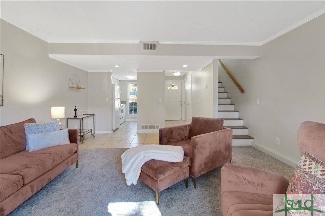 52 Knollwood Circle
