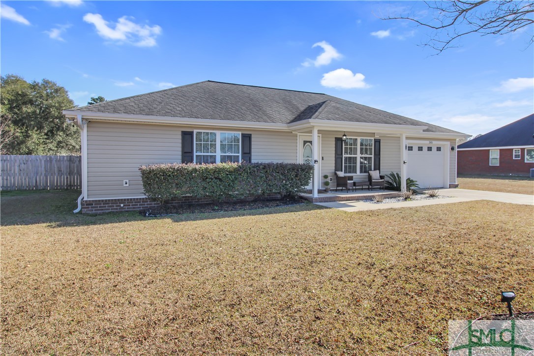 385 Winchester Way SE