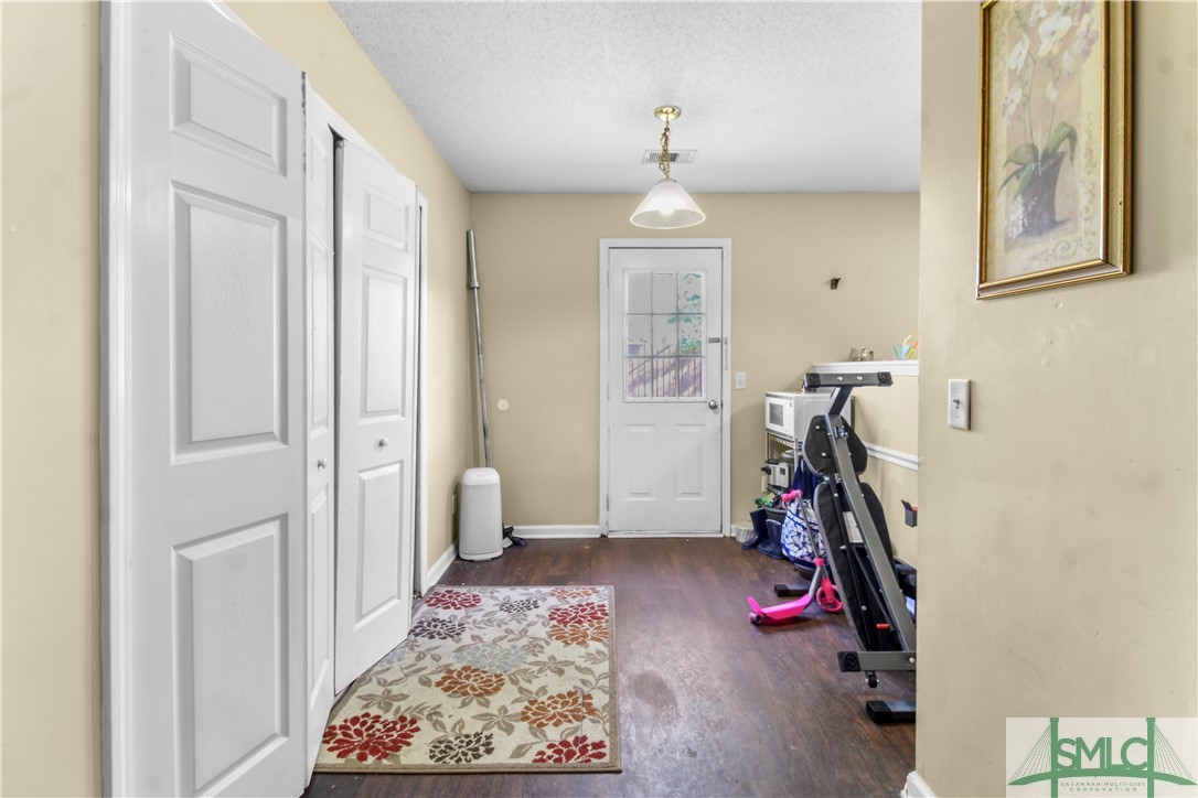 12 Parish Way