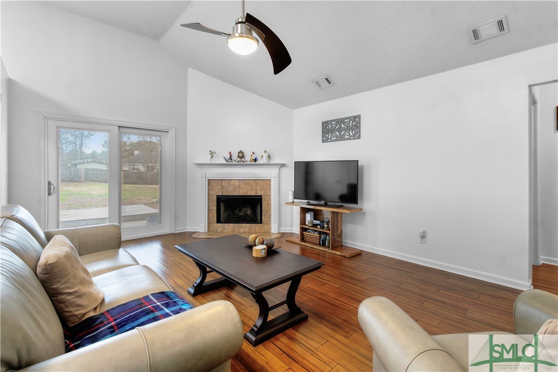 105 Joshua Circle