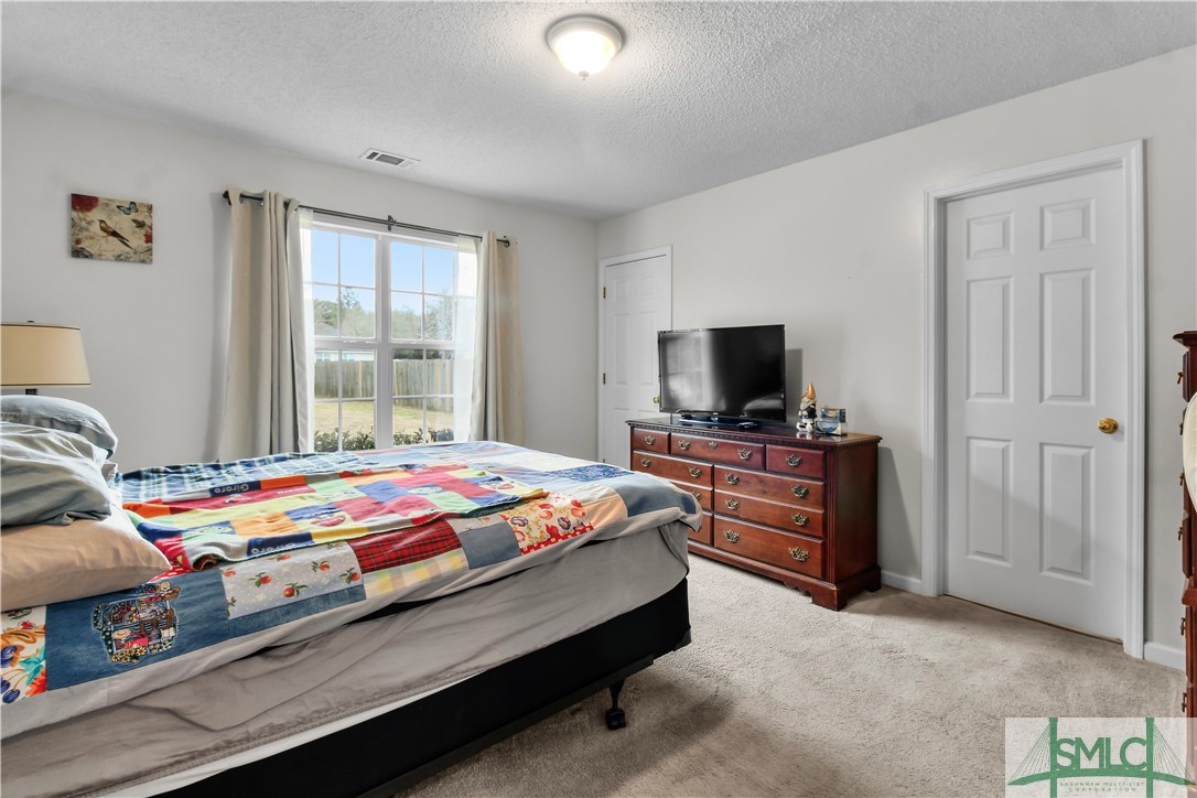 105 Joshua Circle