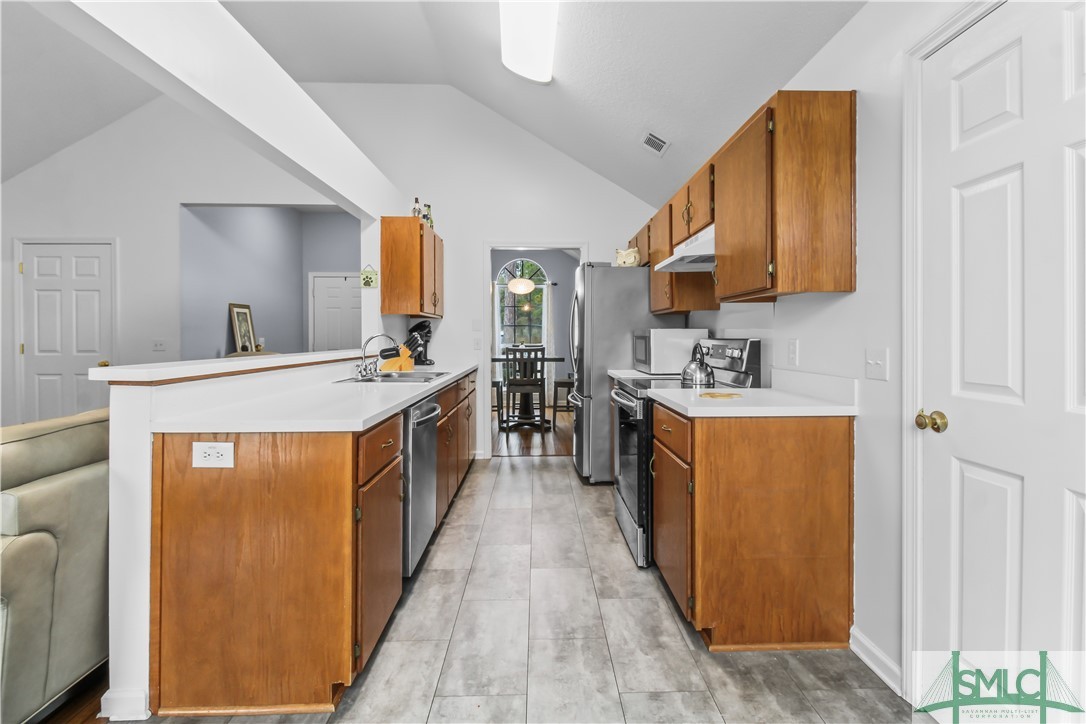105 Joshua Circle
