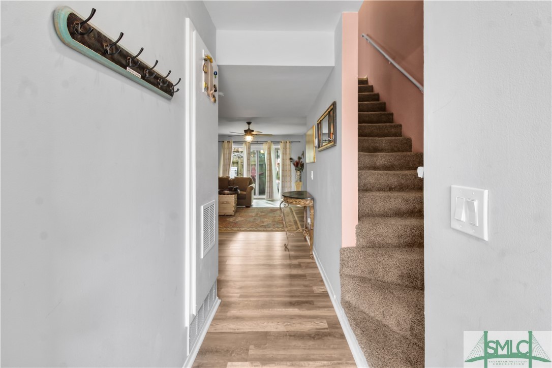 4 Knollwood Circle