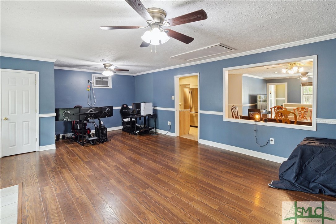 201 Mulberry Way