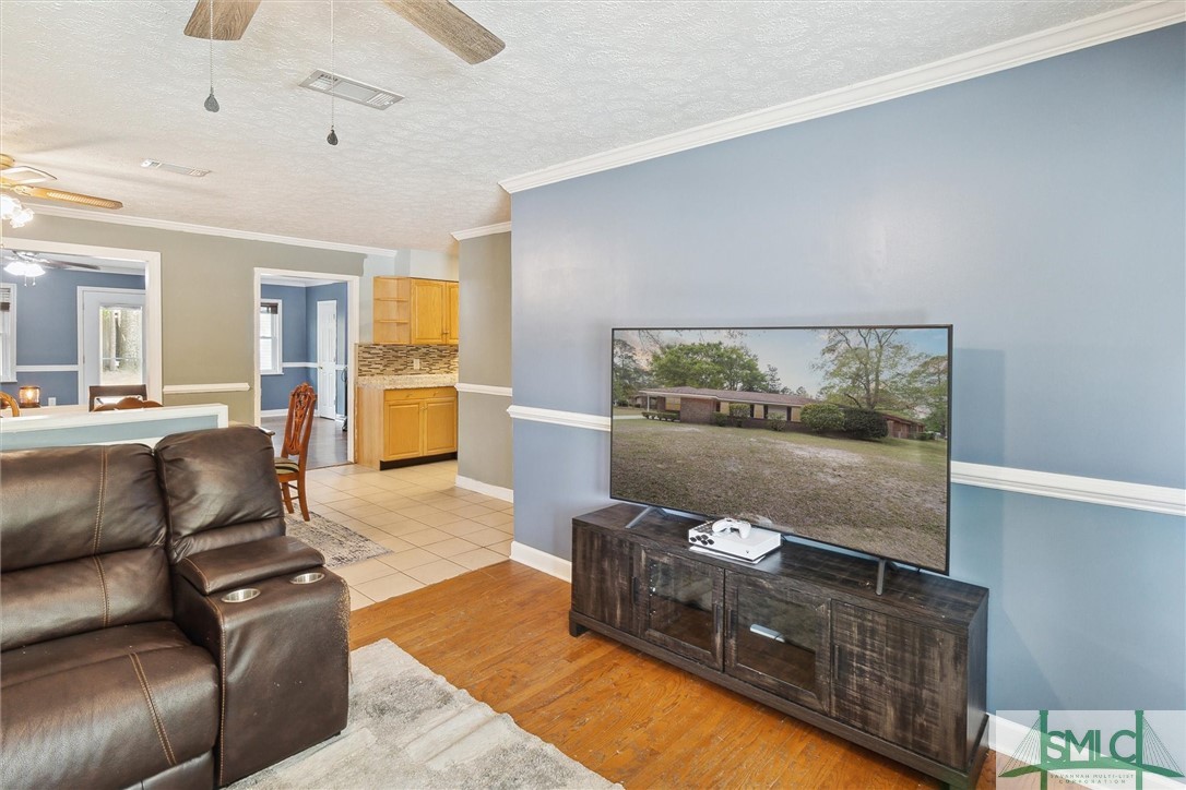 201 Mulberry Way