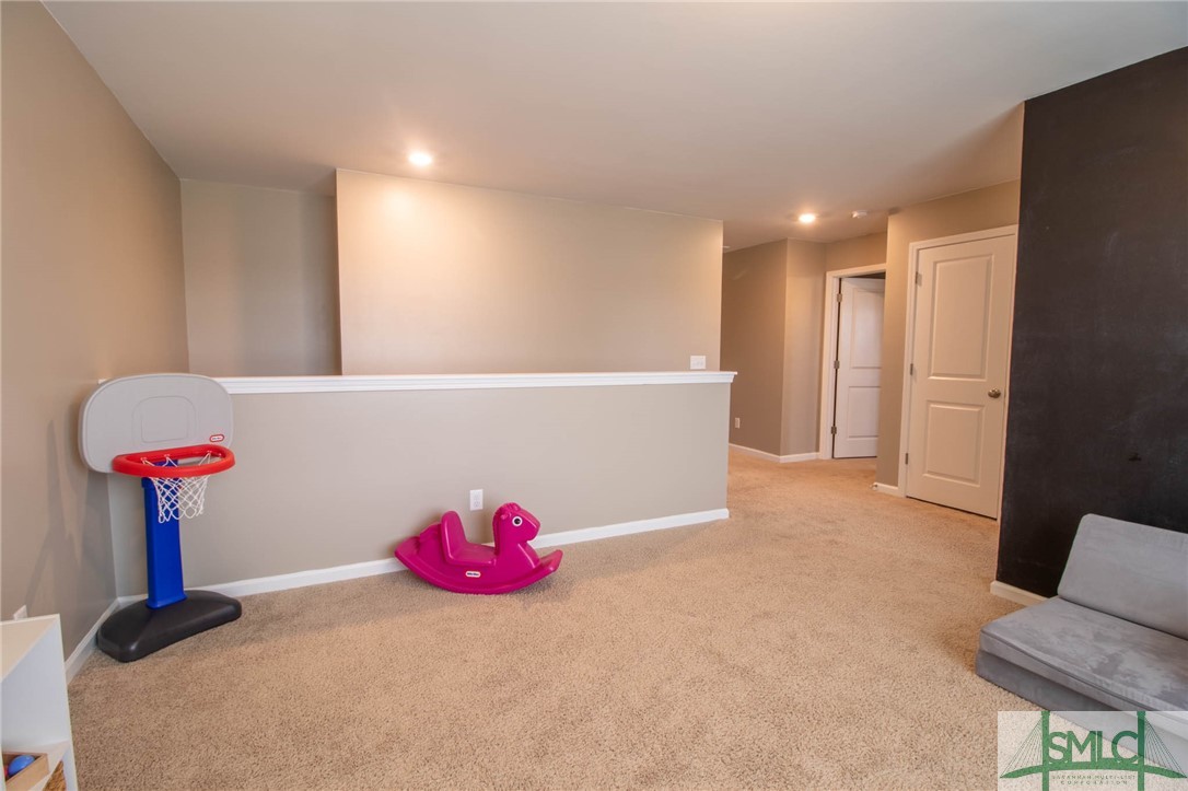 464 Tondee Way