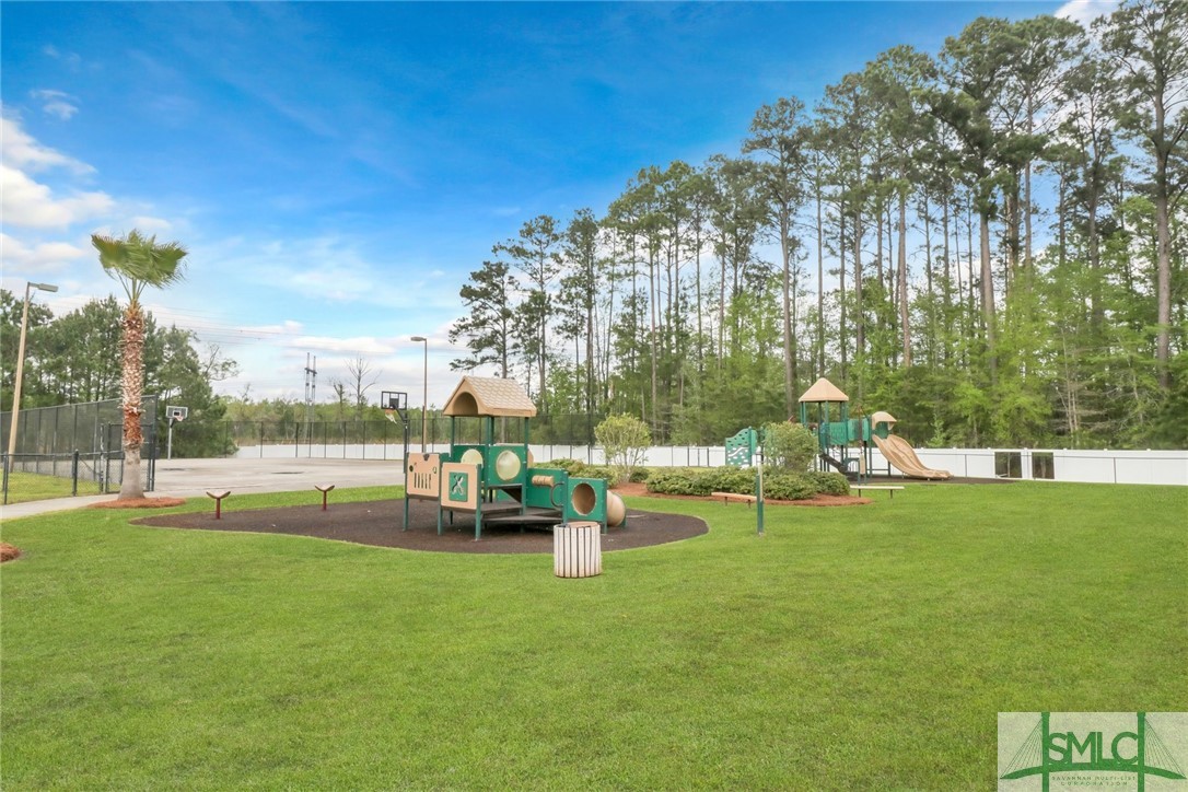 330 Willow Oak Drive
