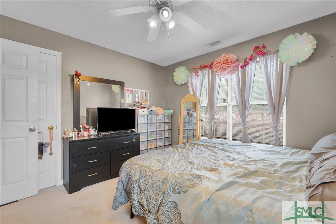 76 Al Henderson Boulevard E5