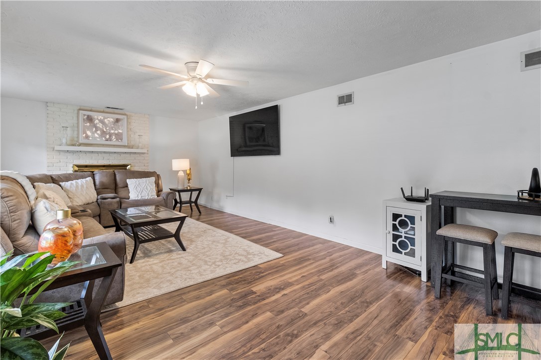 113 Mulberry Way