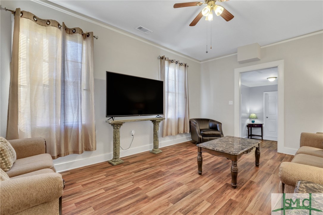 832 Crossgate Road