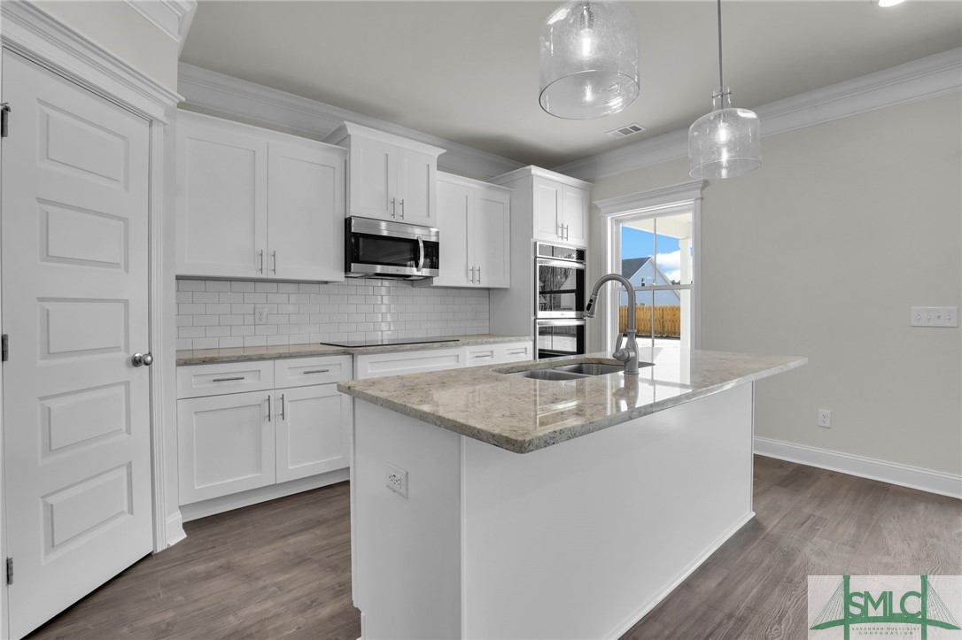 36 Pitch Point Trail