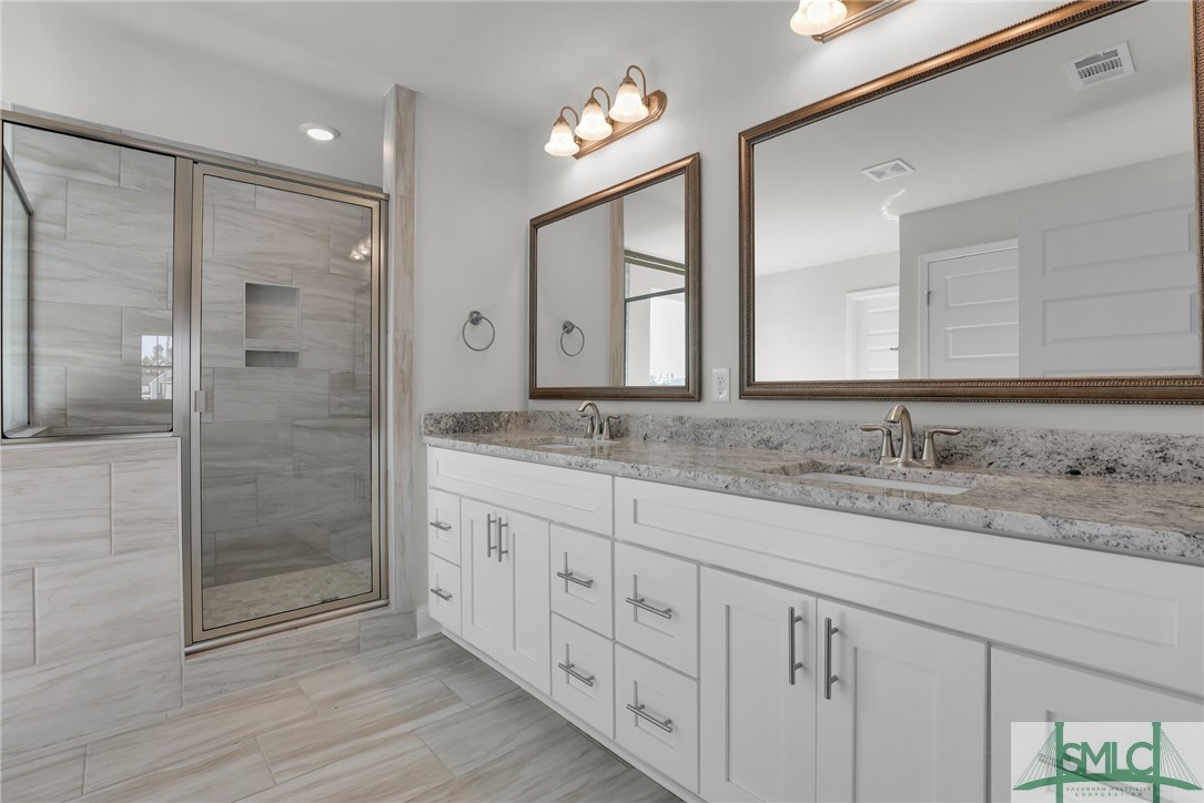 36 Pitch Point Trail