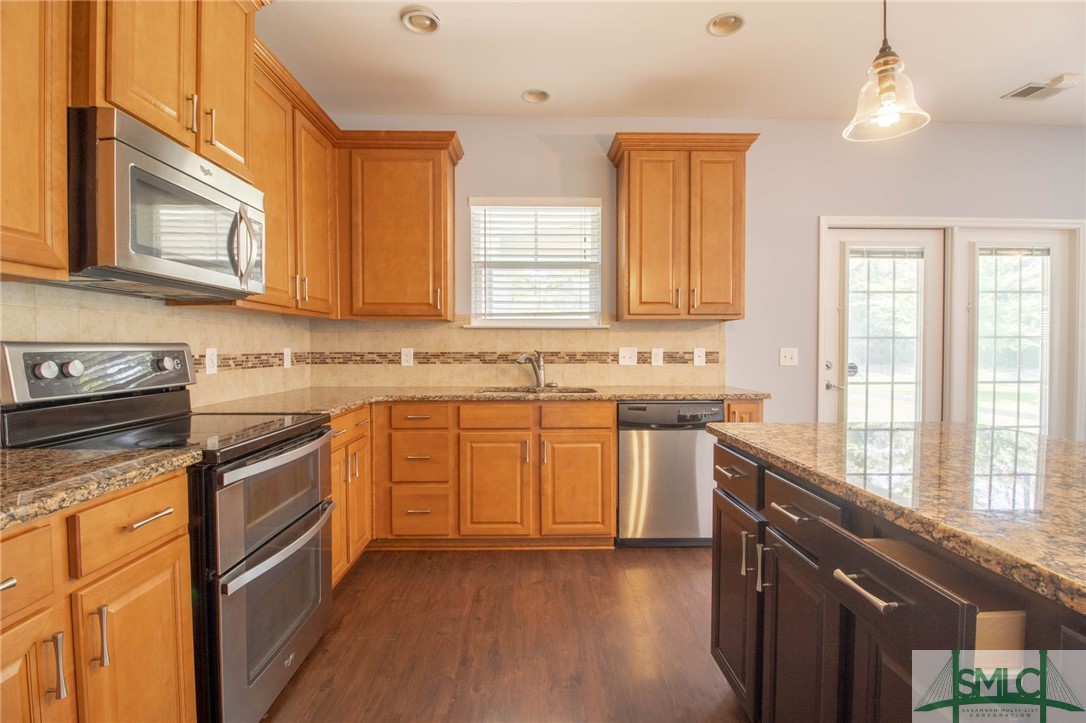 70 Richmond Walk Drive