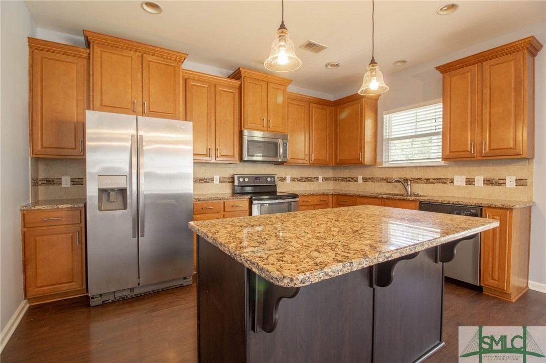 70 Richmond Walk Drive