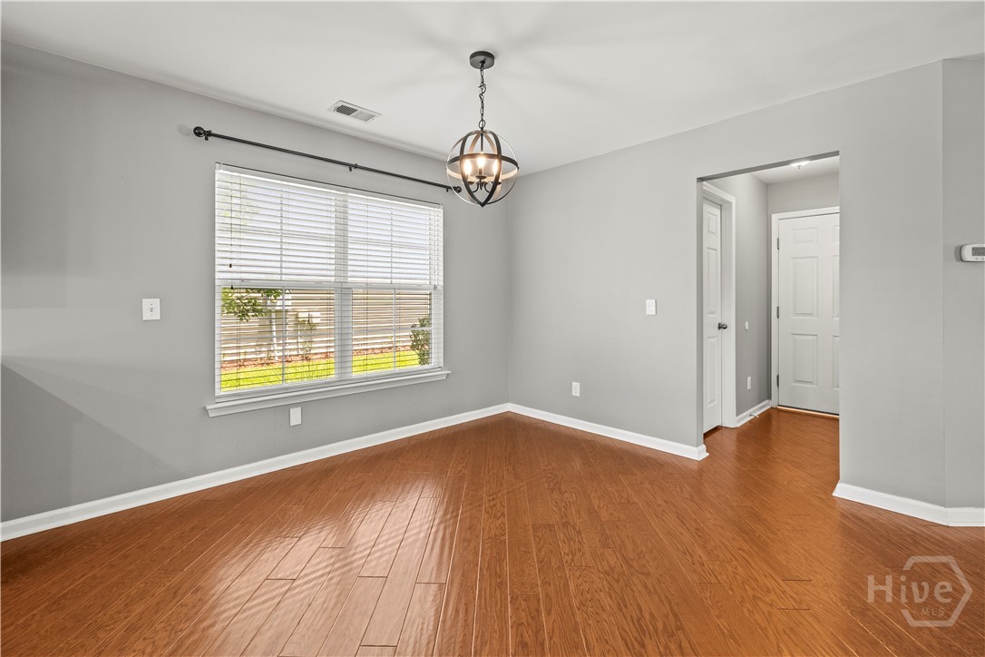 46 Central Park Way