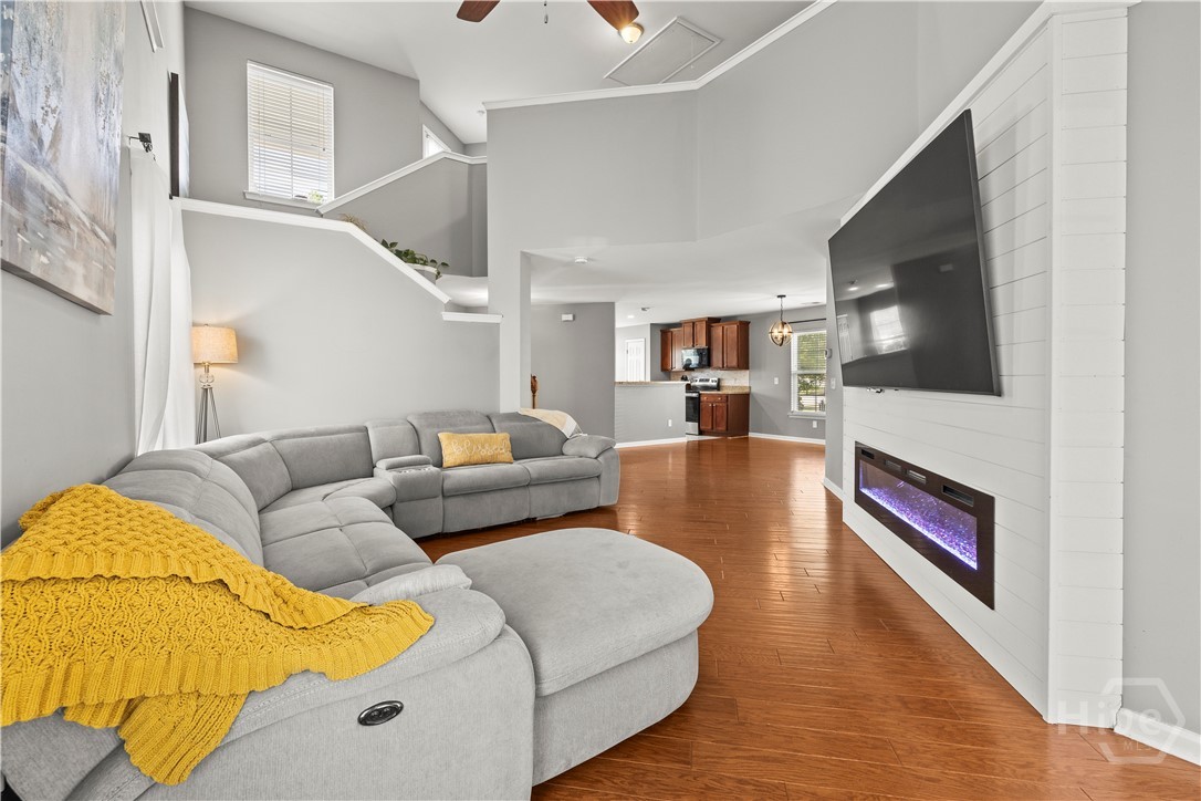 46 Central Park Way