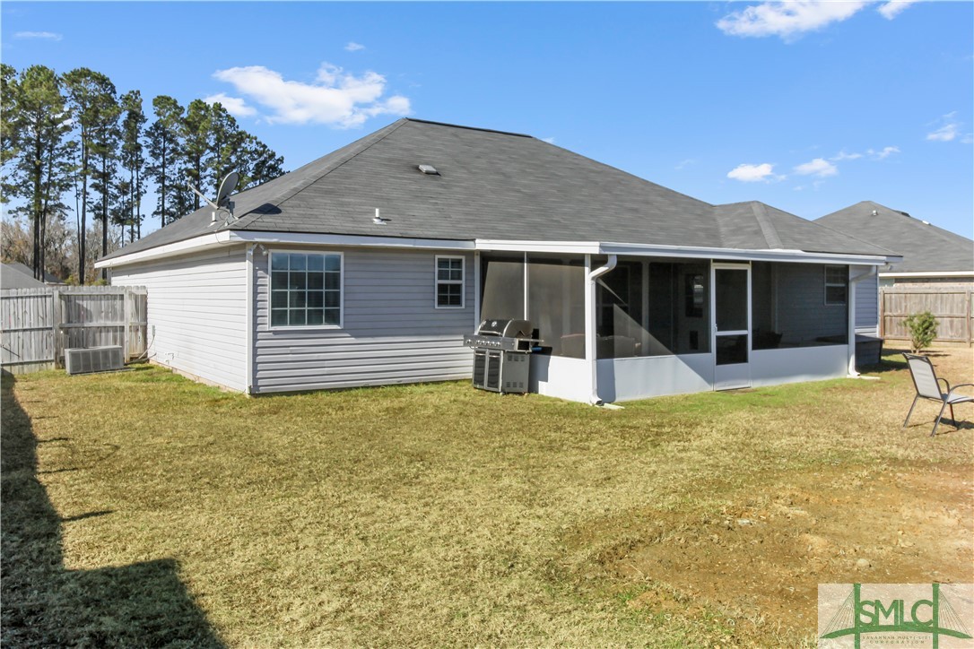 375 Manchester Court