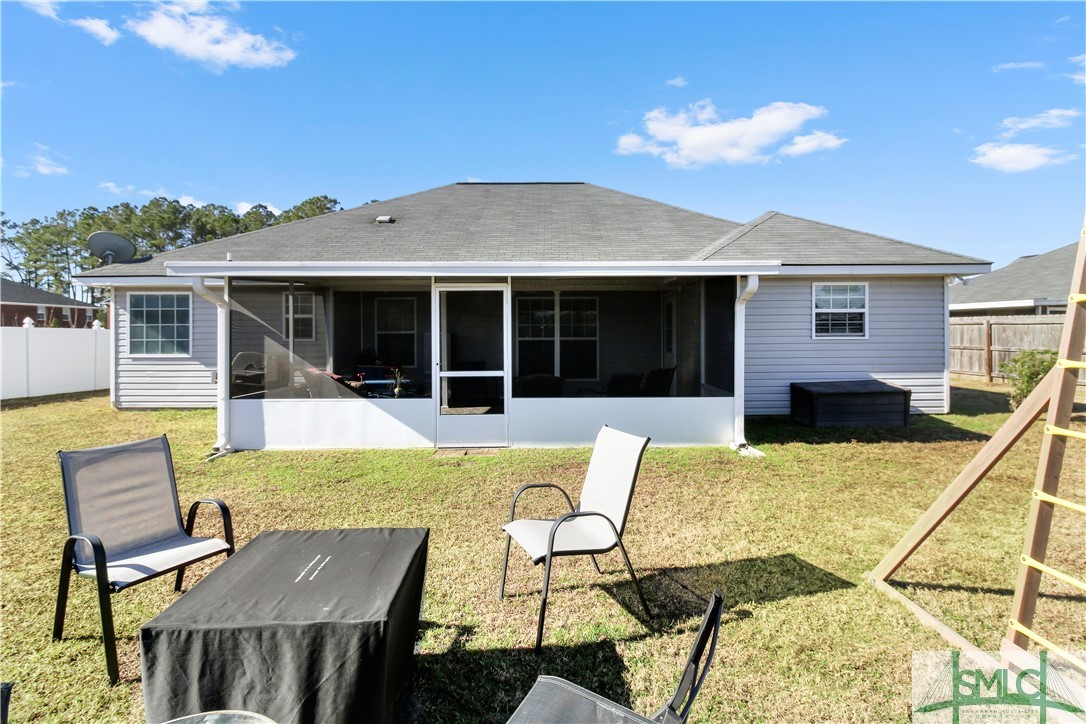 375 Manchester Court