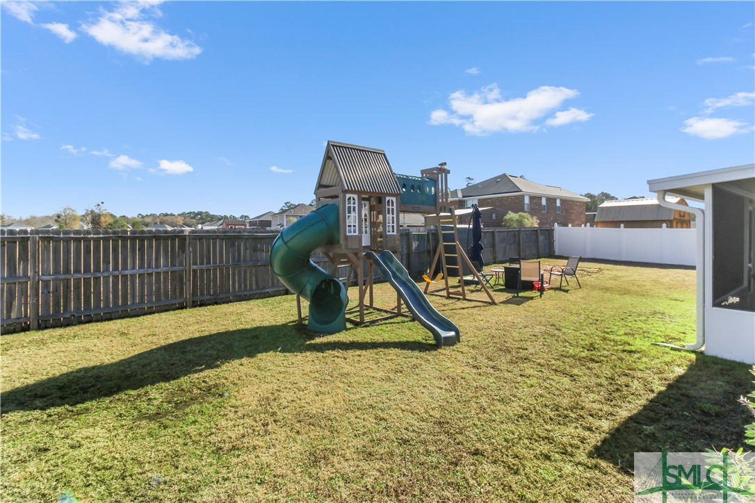 375 Manchester Court