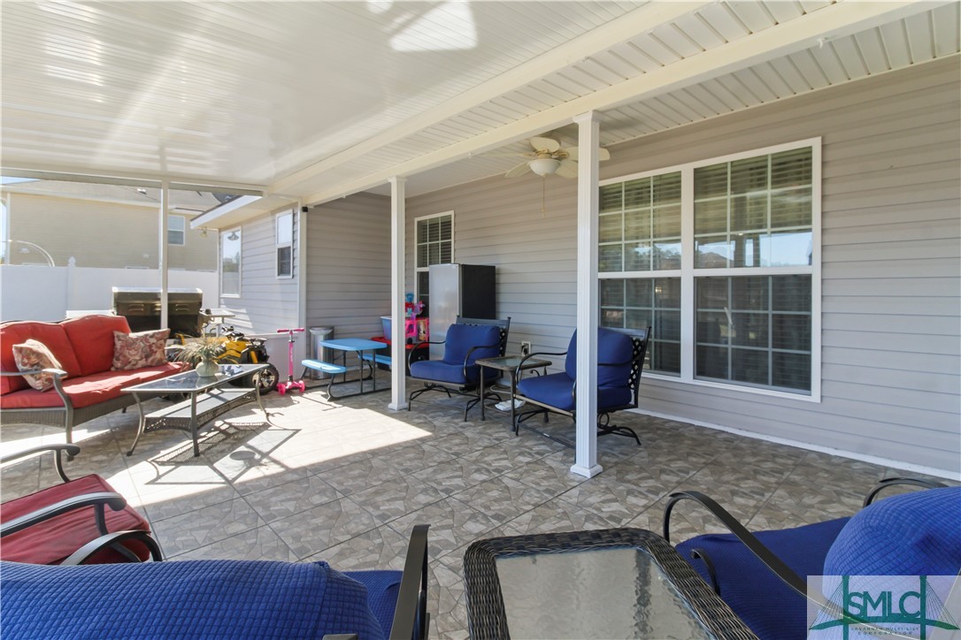 375 Manchester Court