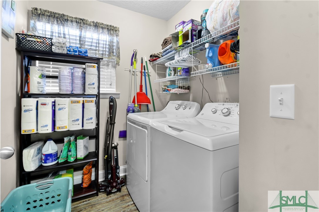 375 Manchester Court