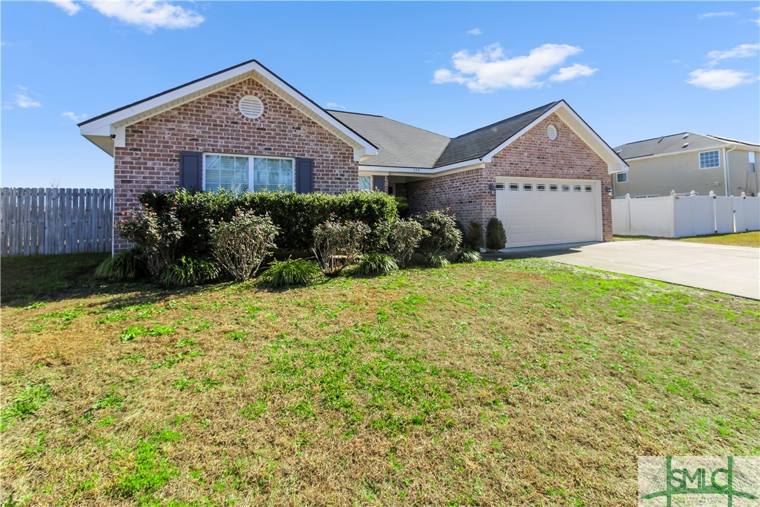 375 Manchester Court