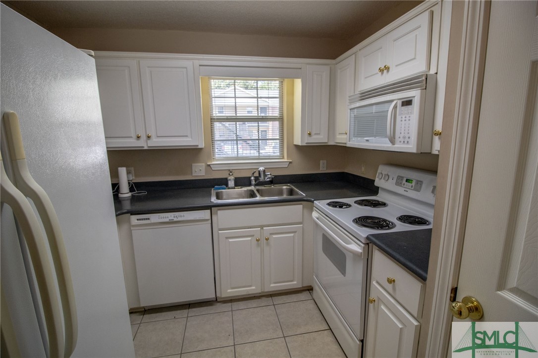 76 Al Henderson Boulevard D5