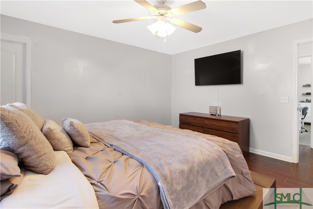 385 Winchester Way SE