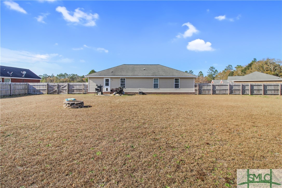 385 Winchester Way SE