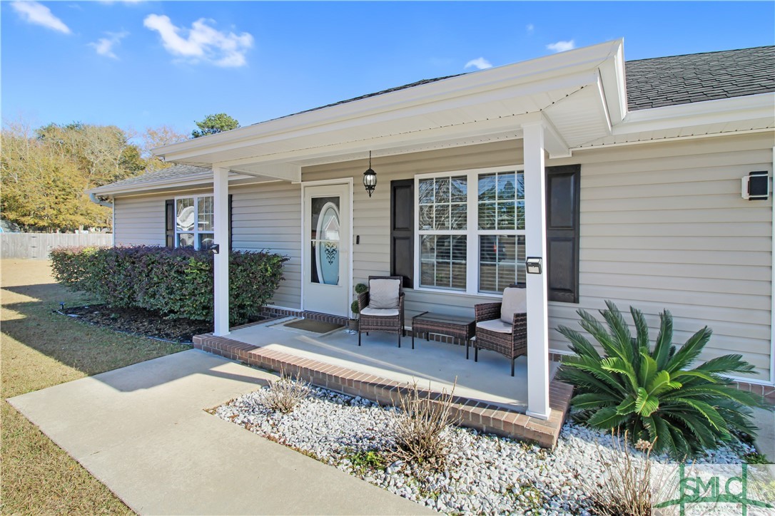 385 Winchester Way SE