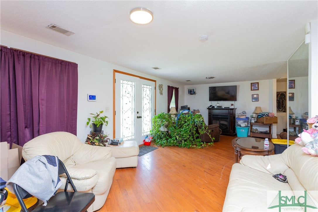 1012 Holmestown Road