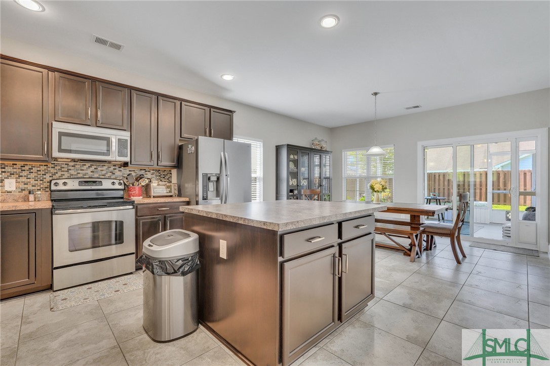 330 Willow Oak Drive